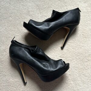 Nine West Black Faux Leather Peep Toe Bootie Platform Heels